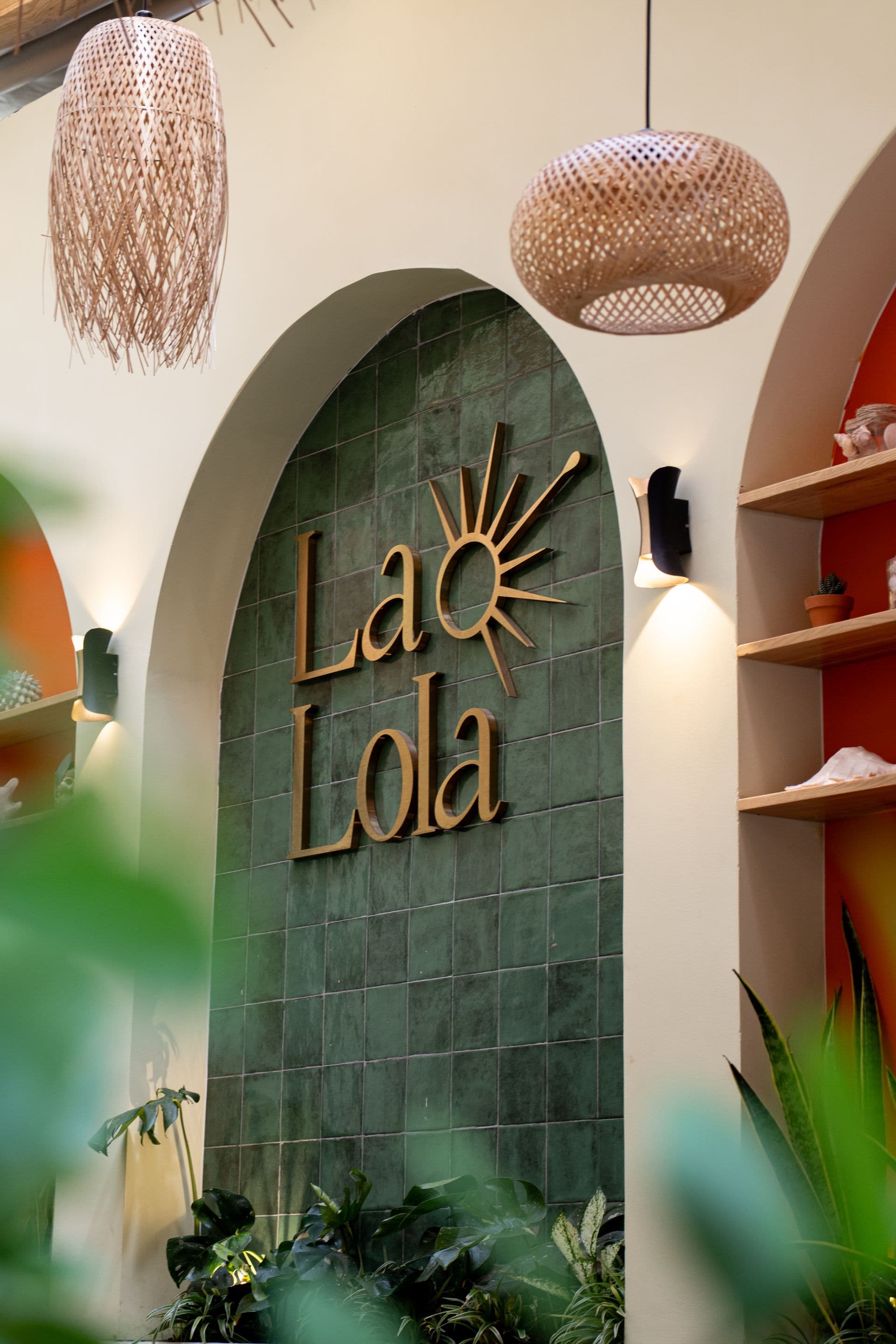 La Lola Restaurant