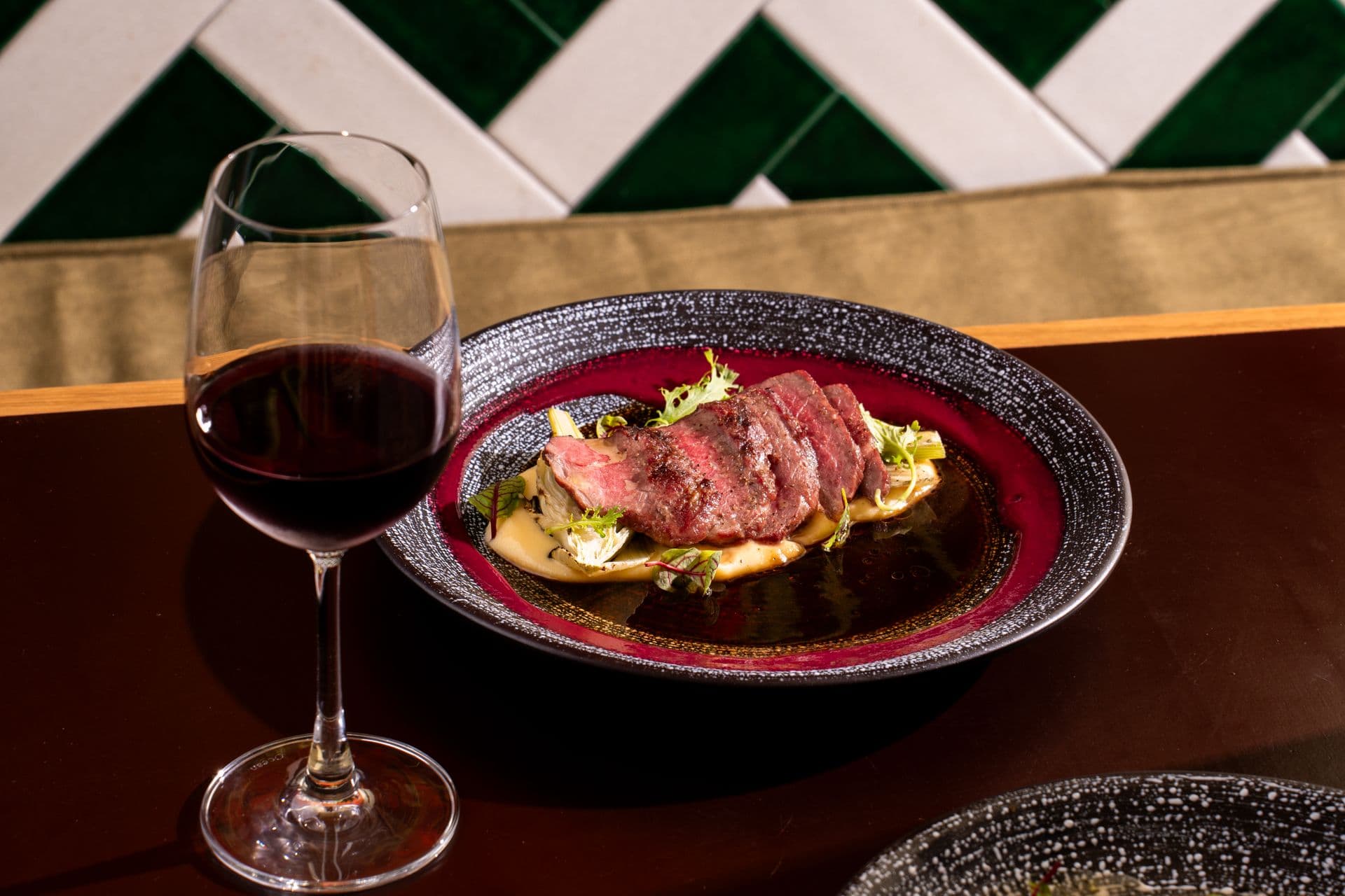 La Lola Restaurant 4