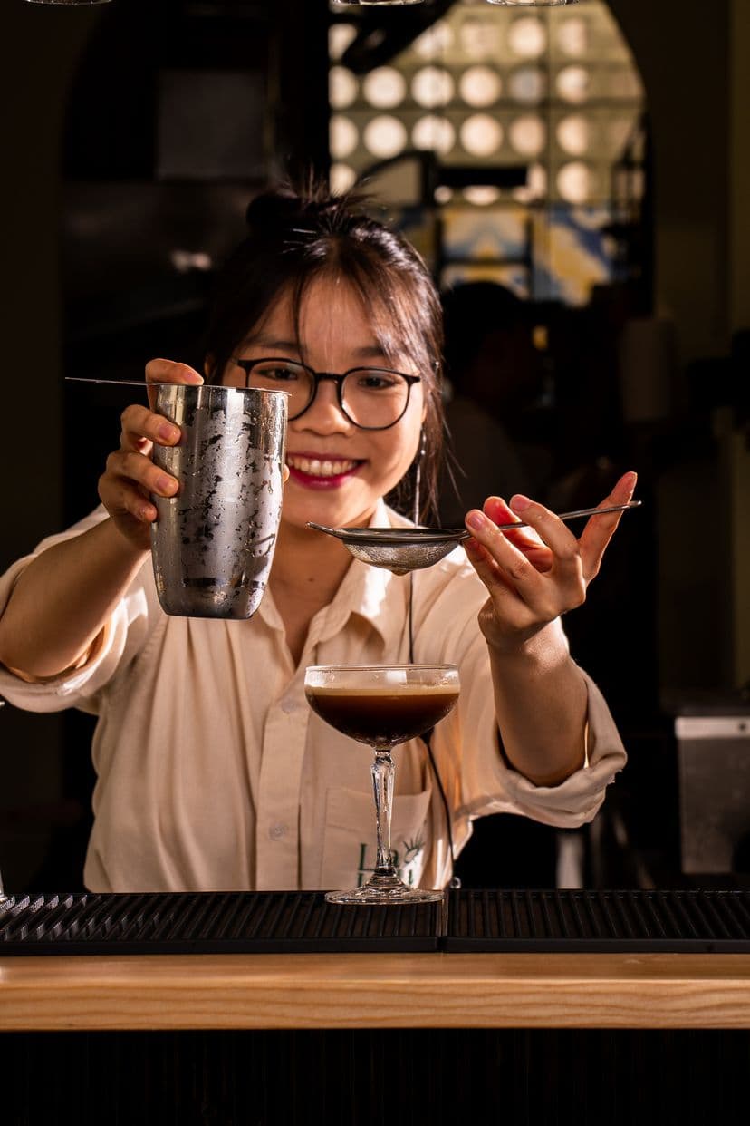 La Lola Restaurant 4